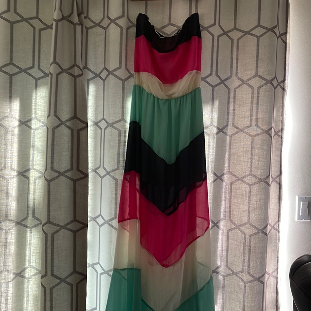 MISS AVENUE. Maxi Strapless Long Dress. Large. NWT.
